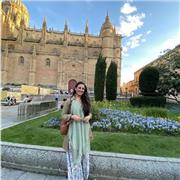 Se imparten clases de inglés para todos los niveles. Primaria/ESO y bachillerato. Enseño métodos de estudio muy eficientes